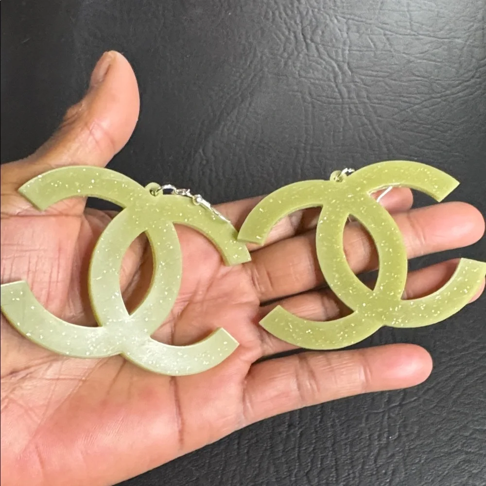 Streetwear Fashion Army Green Dangle Earrings - Picture 9 of 12